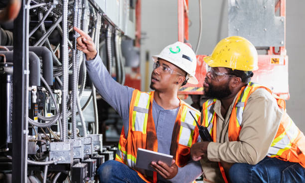 Best Home Electrical Repair  in Woodlake, CA